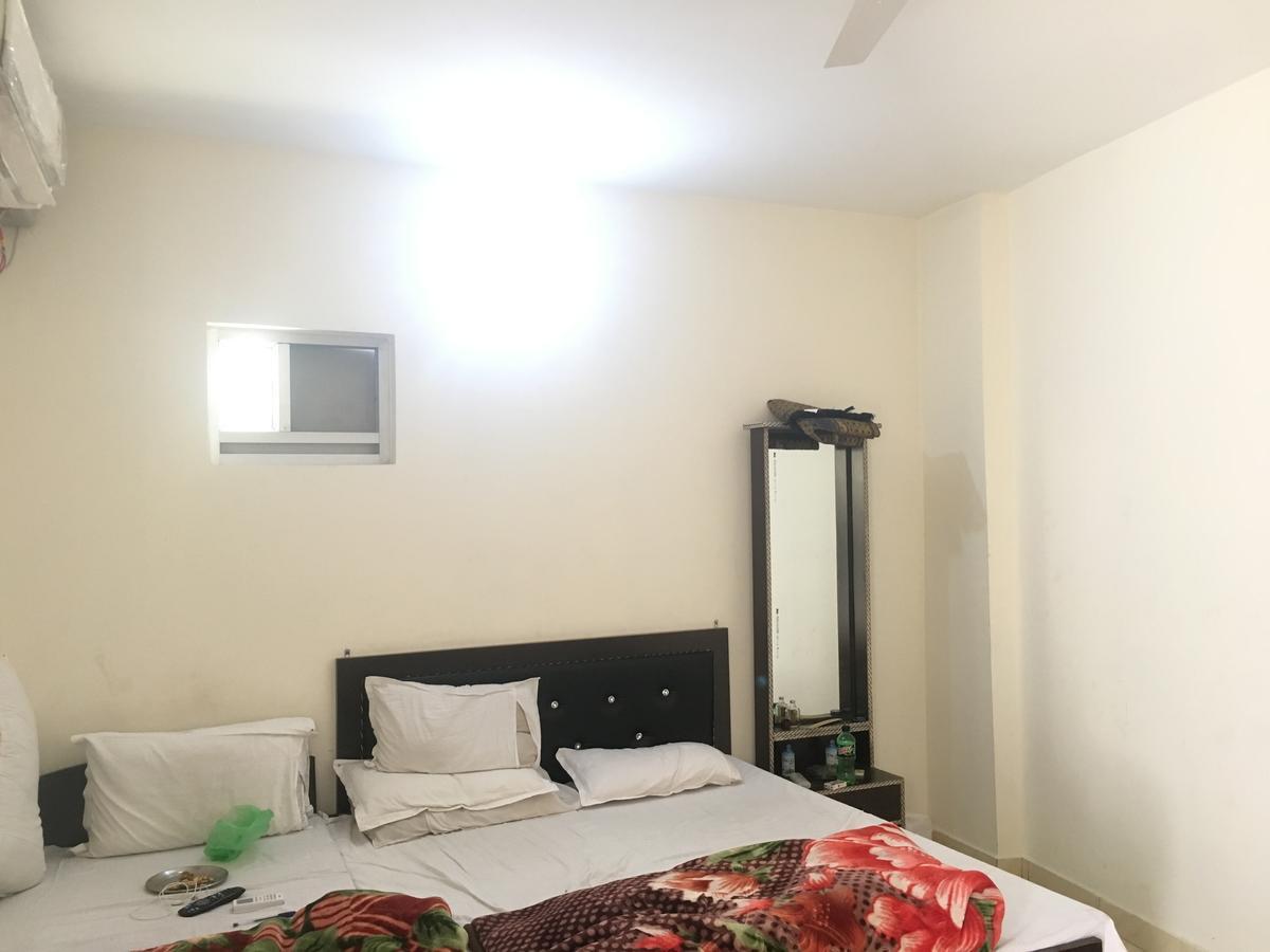 Oyo 12976 Hotel New Fiza 贾姆穆 外观 照片