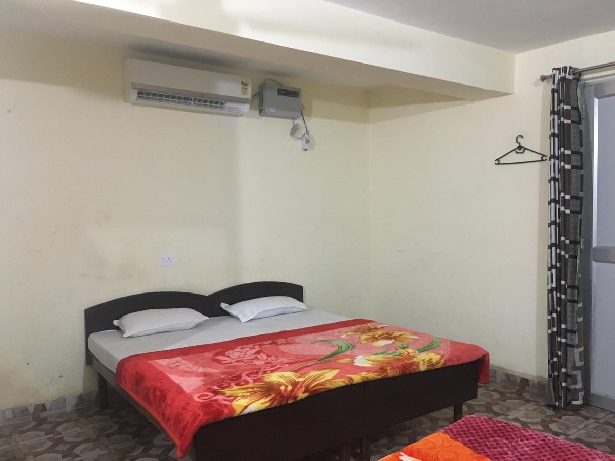 Oyo 12976 Hotel New Fiza 贾姆穆 外观 照片