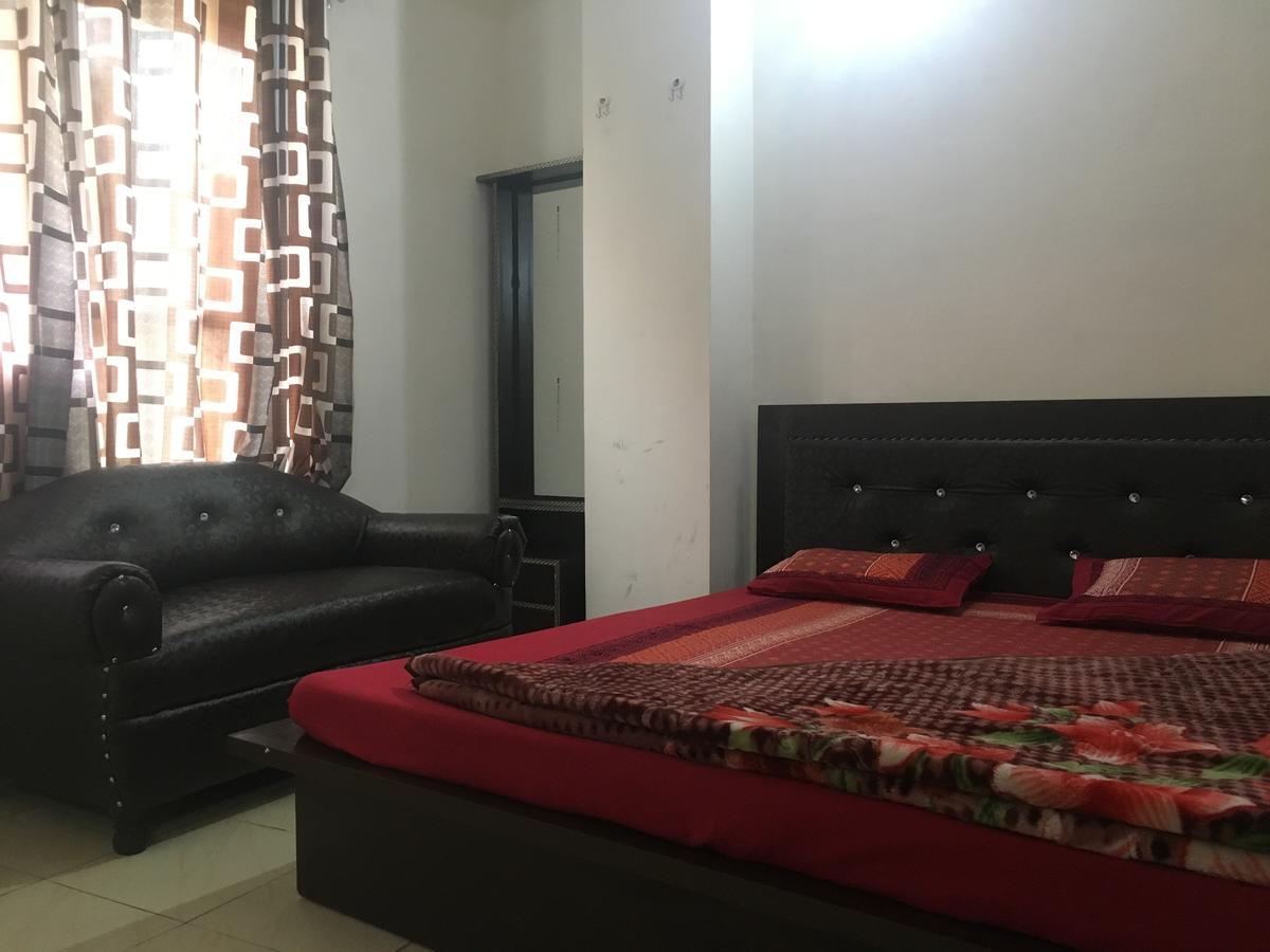 Oyo 12976 Hotel New Fiza 贾姆穆 外观 照片